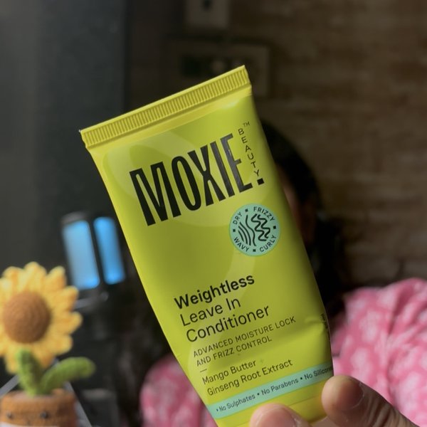 MOXIE Weightless Leave-In Conditioner